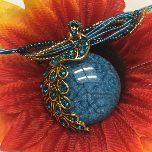 Boho Peacock Medallion Chunky Necklace - Picture 3 of 8